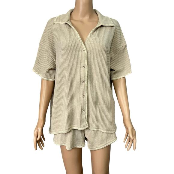 Billy J Other - Billy J Eden Two Piece Knit Set Small Top And Shorts Casual Loungewear Vacation